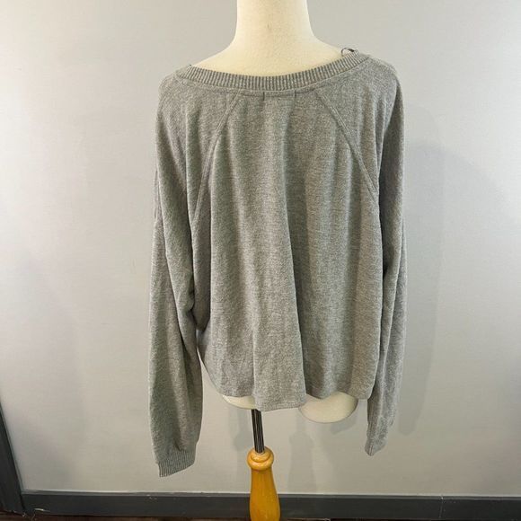 NWOT BP Long Sleeve Crop Henley in Grey Heather (1X) - Picture 8 of 12